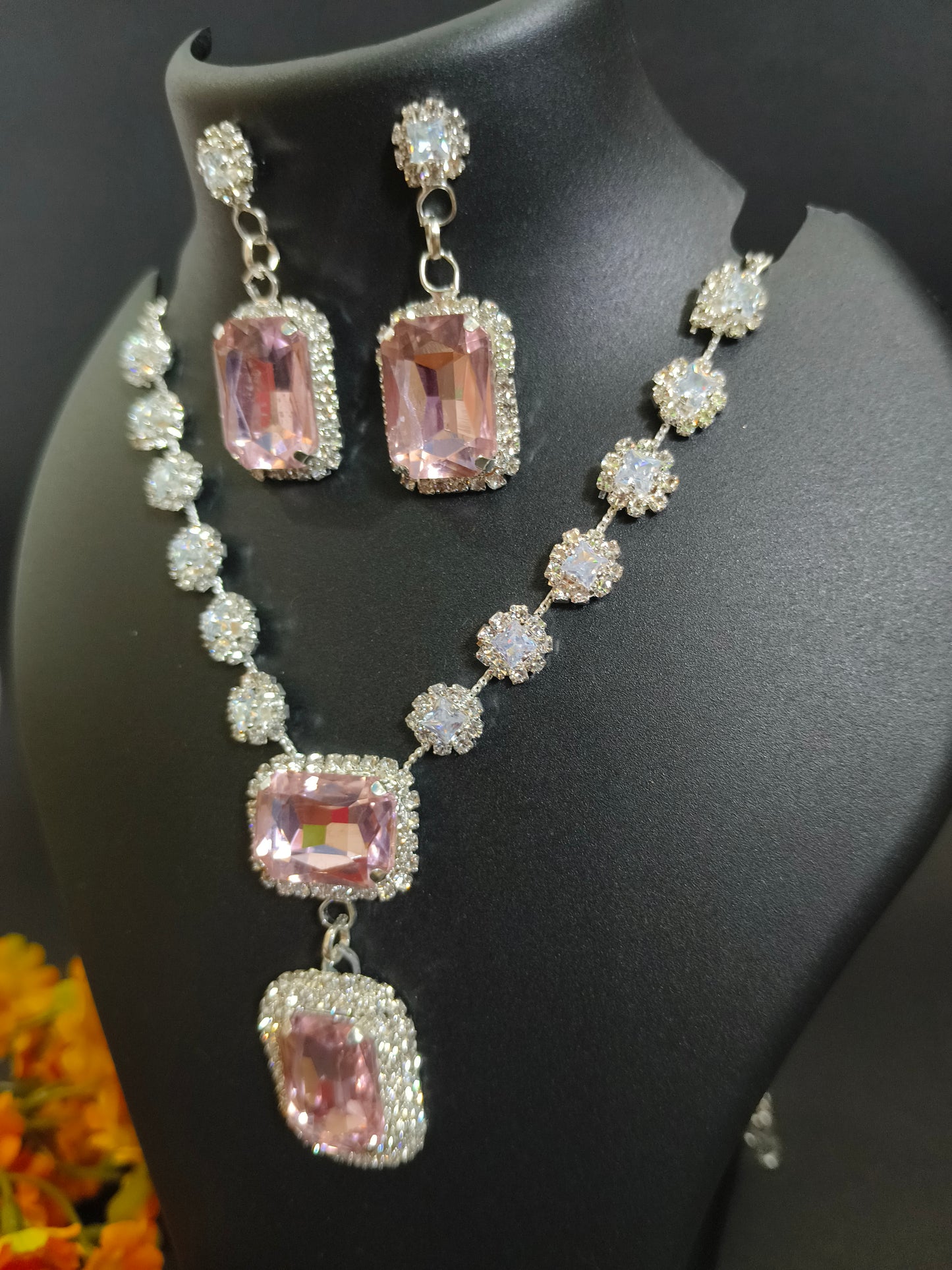 Dazzling Pink Crystal Jewelry Set