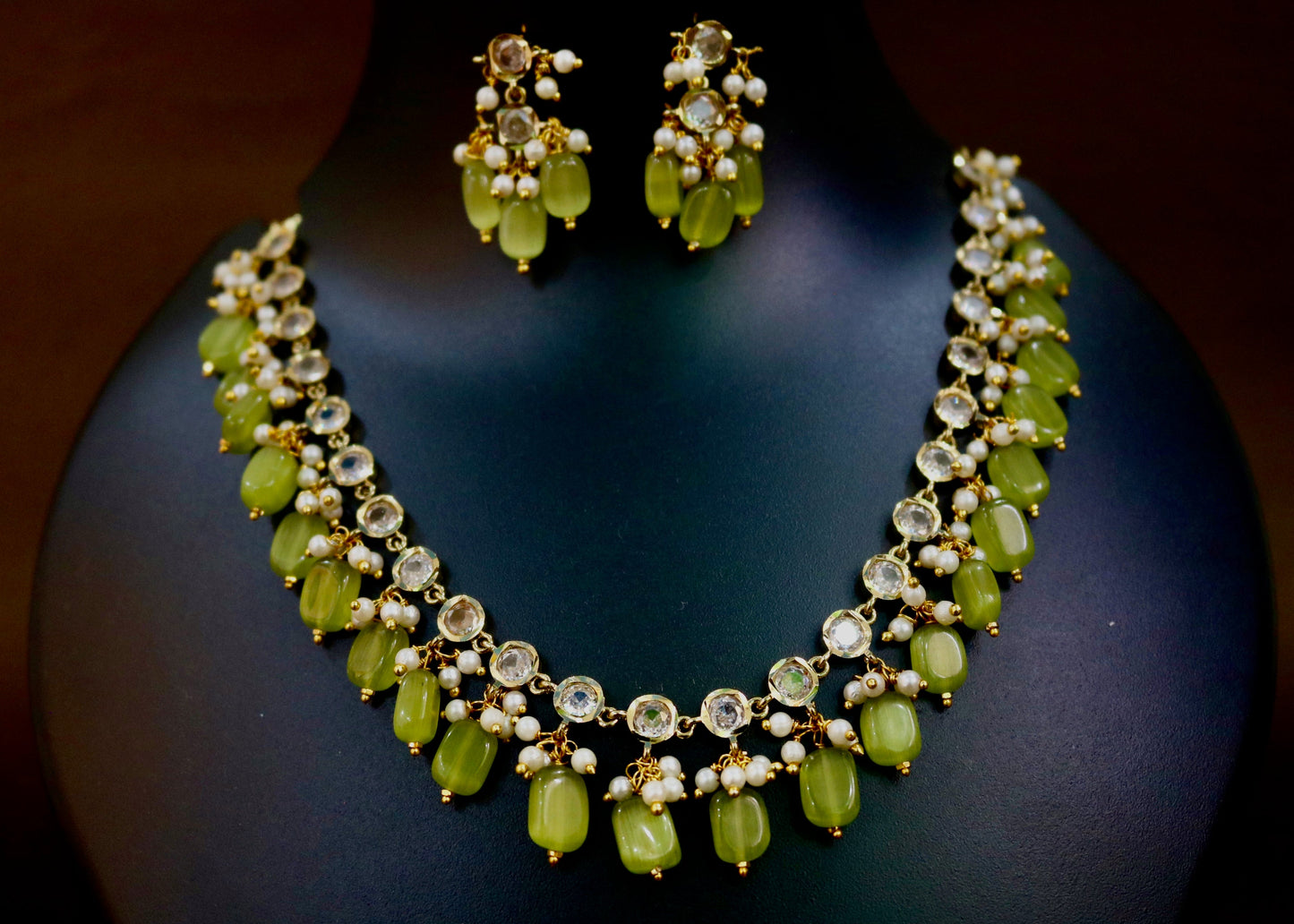 Golden Elegance Necklace Set -Green