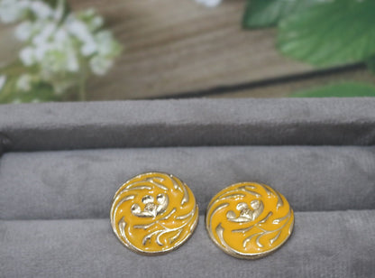 Swirl Stud Earrings -Yellow