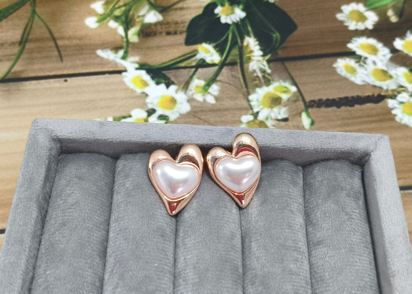 Pearlfect Love Stud Earrings