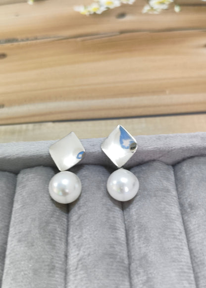Silver Plated Pearl Drop Earrings