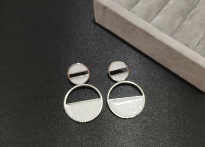 Duo Chic Hanging Earrings
