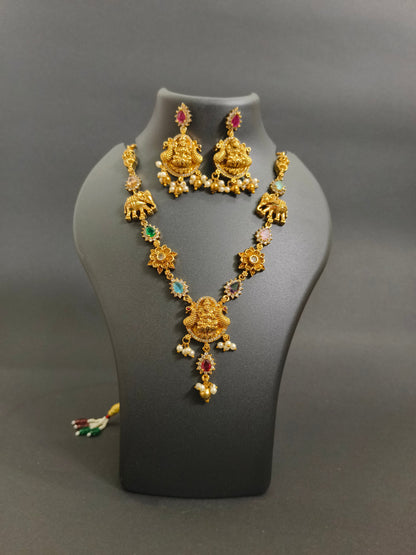 Antique Lakshmi's Lotus Bloom Necklace Set