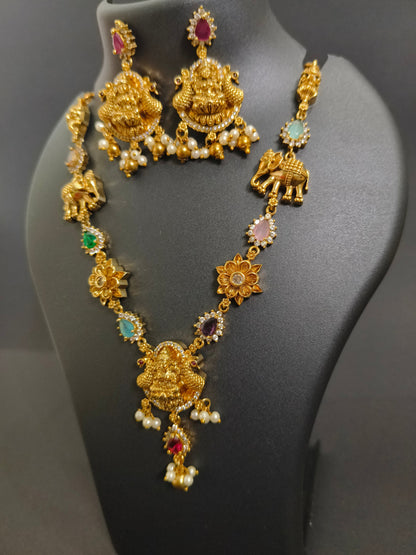 Antique Lakshmi's Lotus Bloom Necklace Set