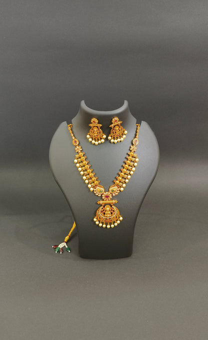 Golden Heritage Necklace Set