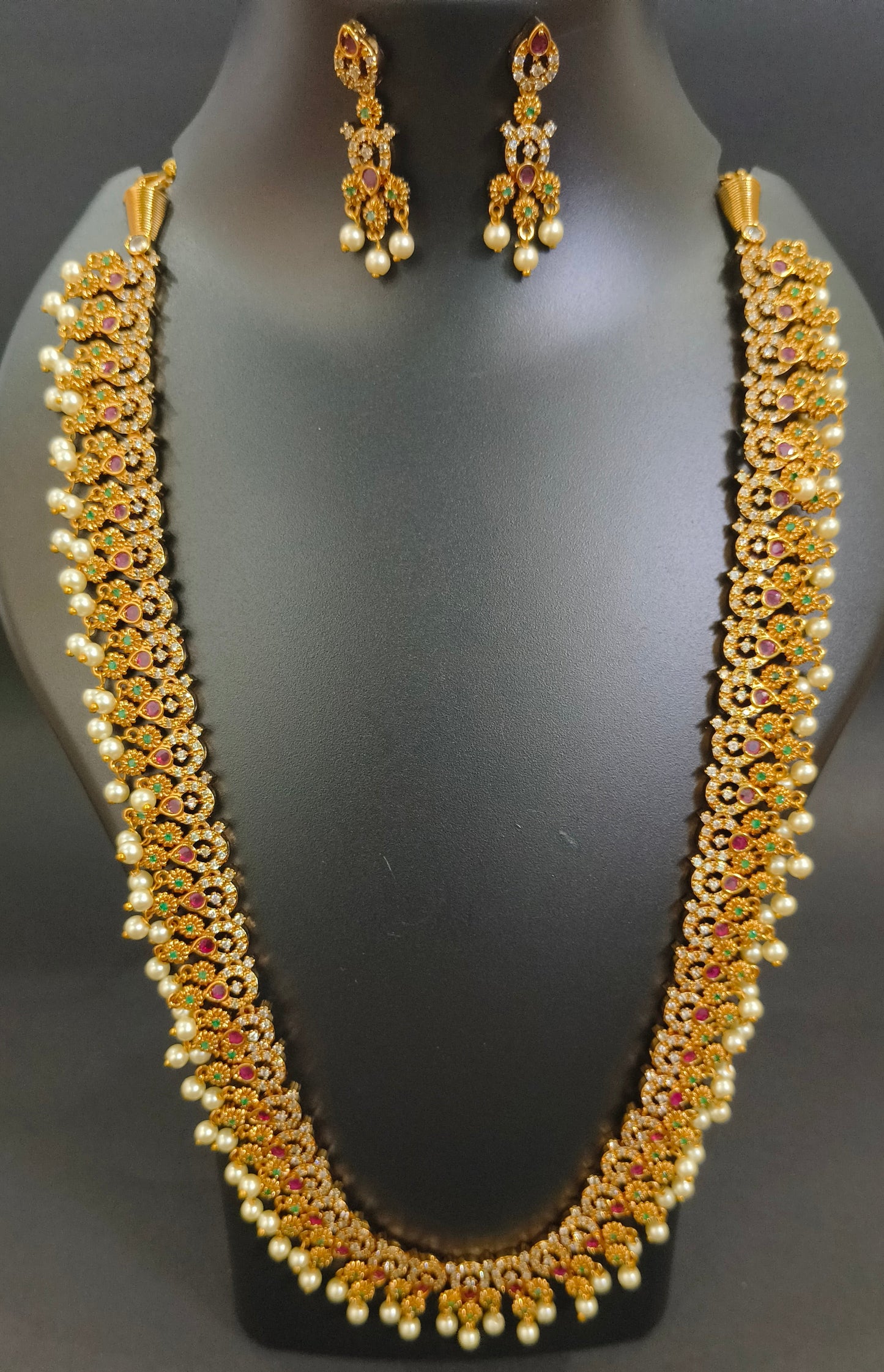 Intricate Elegance Long Necklace Set