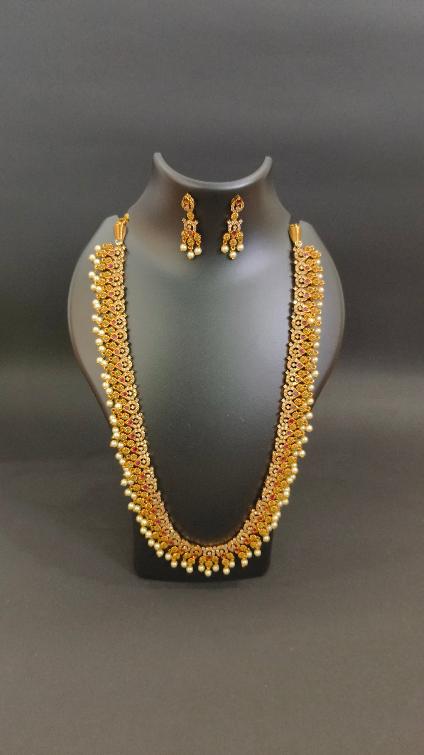 Intricate Elegance Long Necklace Set